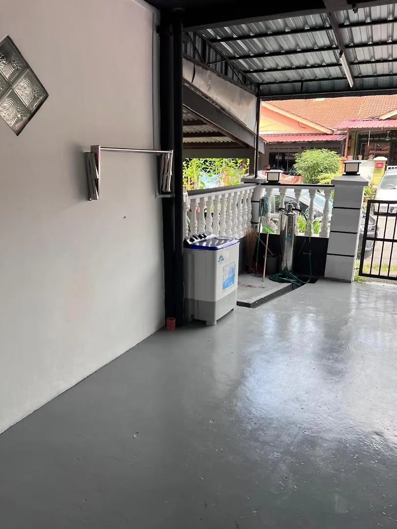 Dom wakacyjny Homestay D 'Tok Ara Johor Bahru